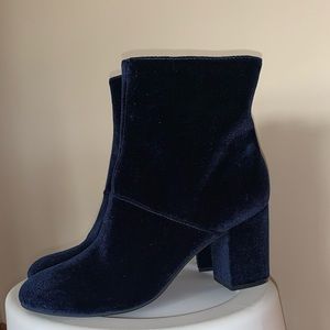 HEELED BOOTIE